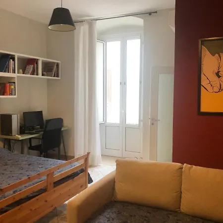 Apartment Borghetto Pedale In Town